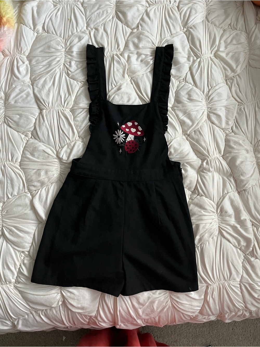 🍄Hot Topic Black Ruffle Strap Mushroom Romper🍄